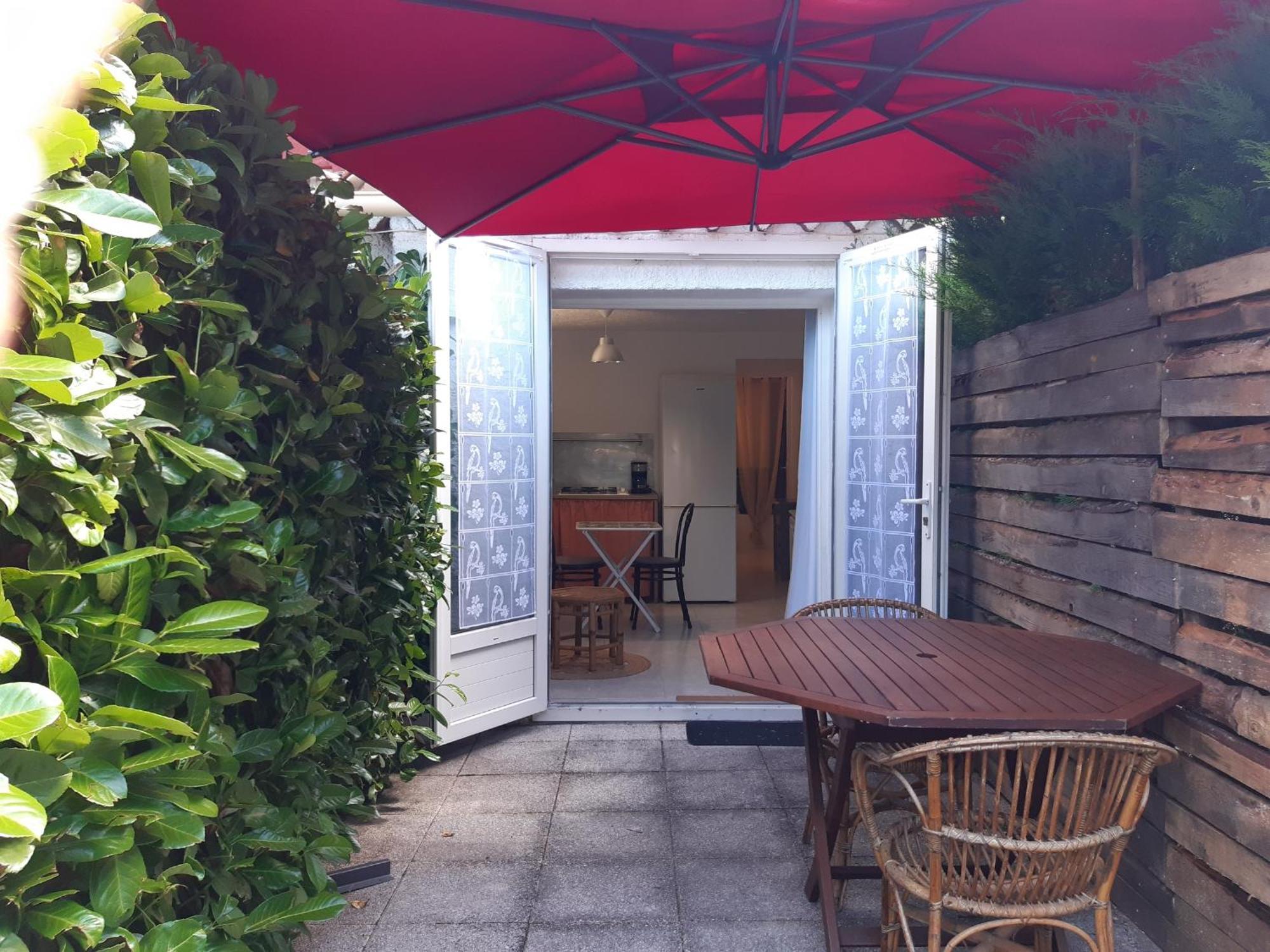 Ferienwohnung La Ferme De Manon Montferrat  Exterior foto